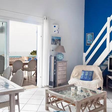 Casa Blue Villa *